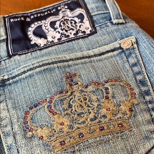 Rock and republic crown rhinestone jeans size 28